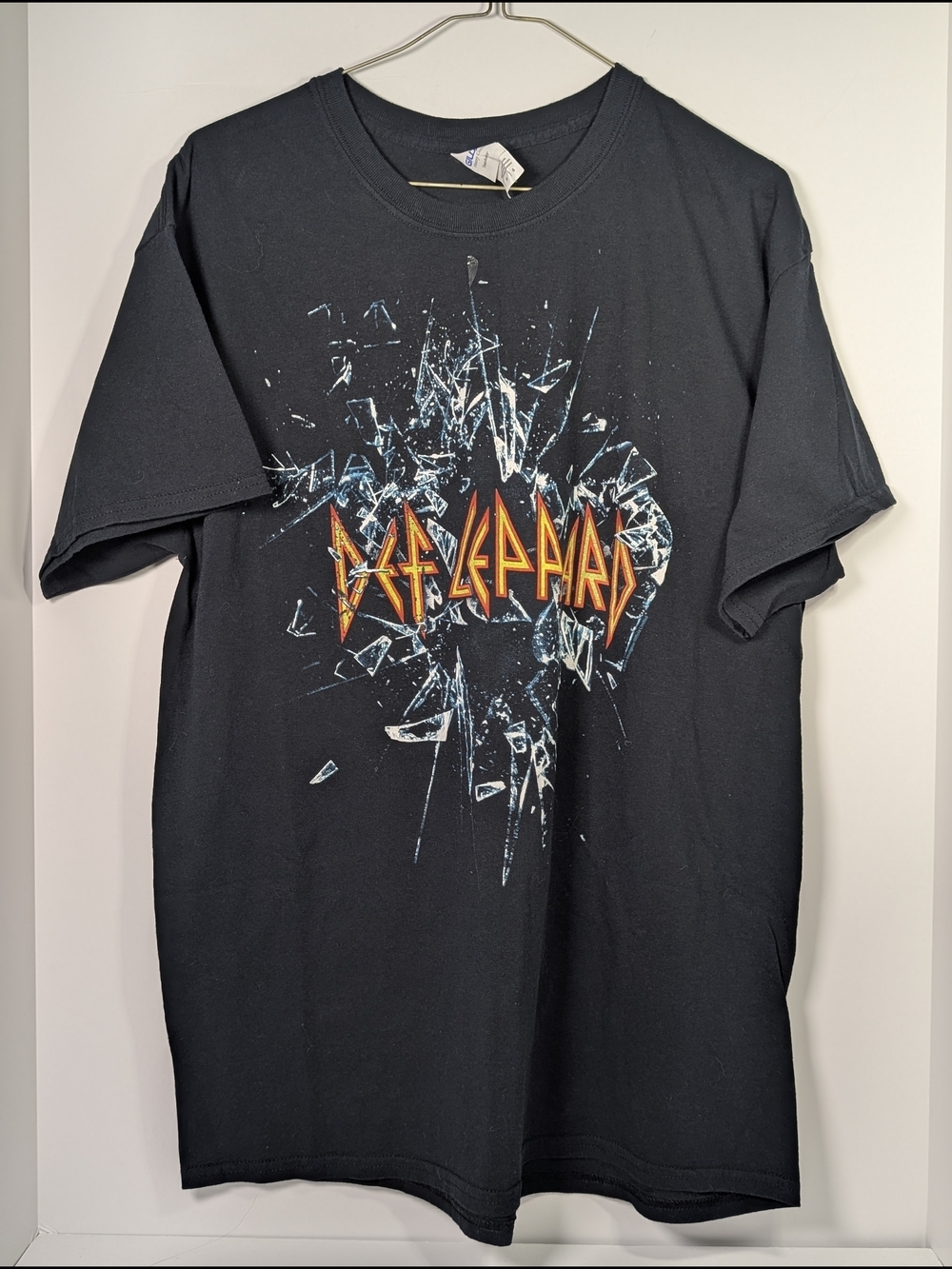 Def Leppard Shattered Glass Concert T Shirt Black Gildan Size Large